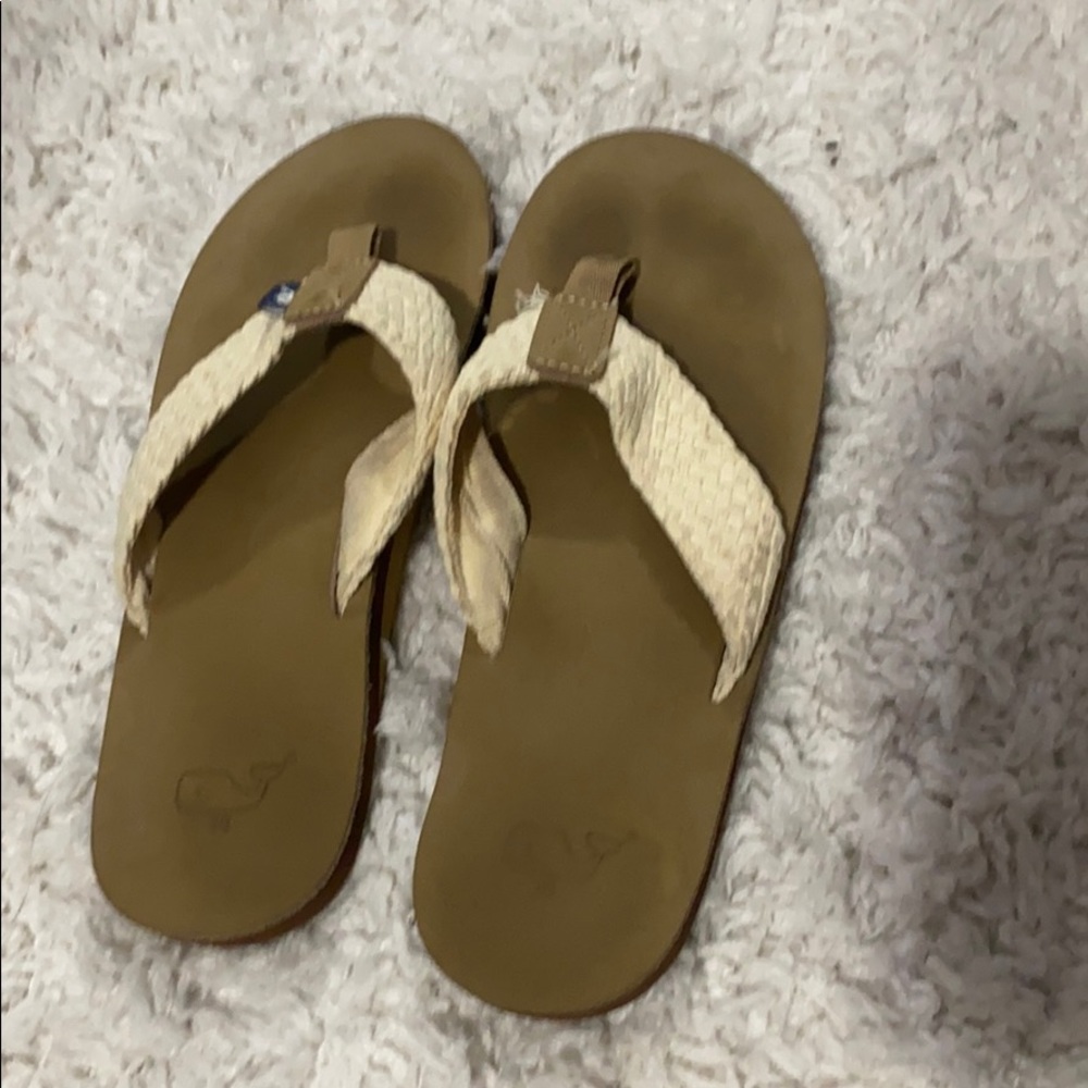 Vineyard vines men flip flops